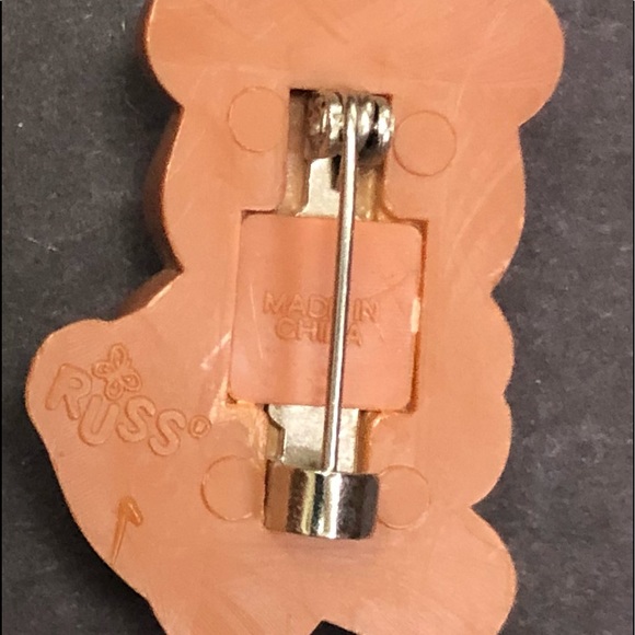 “I ❤️ U” Russ Bear pin - Picture 4 of 4